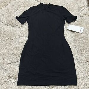 Lululemon Short Sleeve Dress